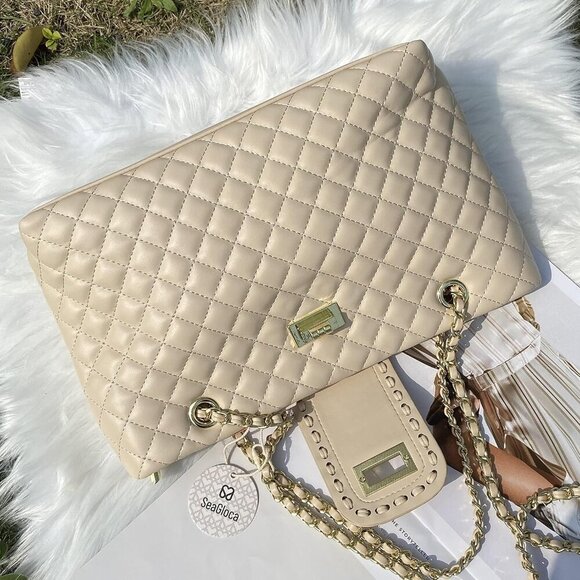 Premium Quilted Tote Handbag for Women - Adjustable Straps, 2 Sizes Available - Picture 5 of 8